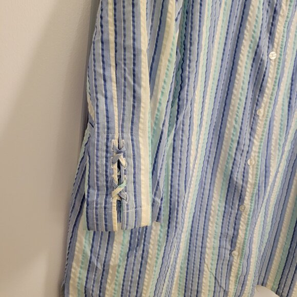 Allison Daley Button-Down Blouse in Blue and White Vertical Stripes - Crinkle - Picture 4 of 11